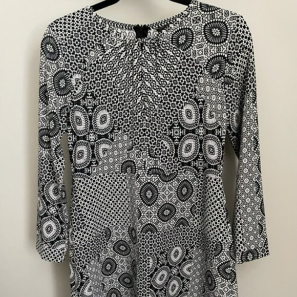 ZARA | Geometric Trafaluc Dress - Picture 1 of 4